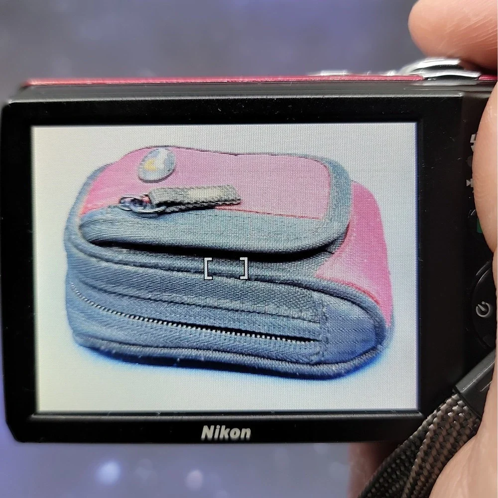 Nikon Coolpix L24 Digital Compact Camera 14 MP - Red Tested Working